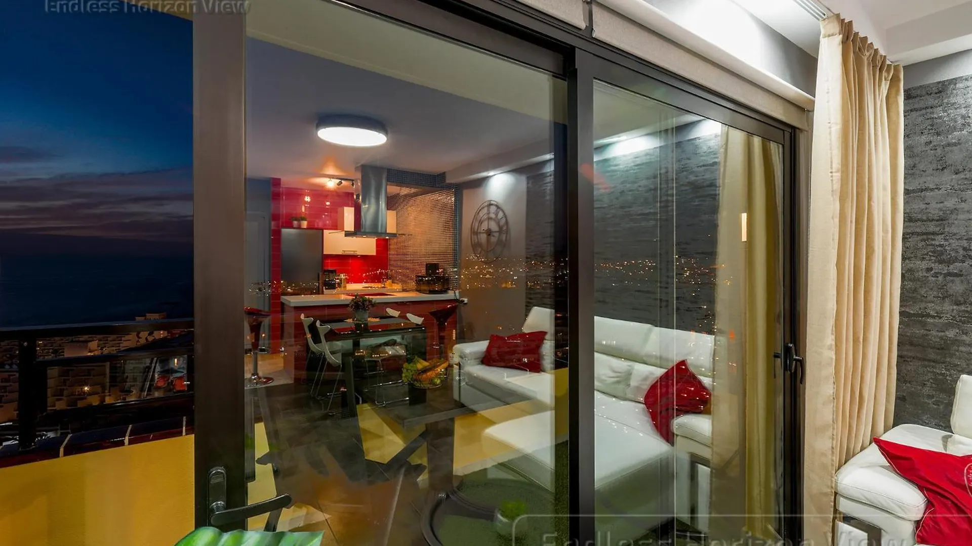 פלאיה פראיסו Endless Horizon View Apartment - Free Private Parking Including & Guest Bonus